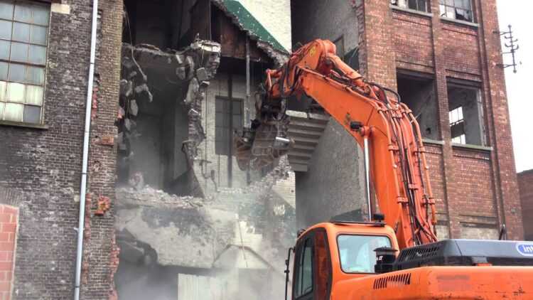 Надежные гидролинии для экскаватора S500 LC-V Demolition