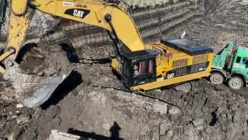 Экскаватор Caterpillar 390DLME с высокими техническими характеристиками