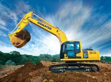Мощный гусеничный экскаватор KOMATSU PC490LC-10